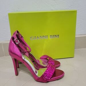 Gianni Bini Fuchsia Strappy Heels